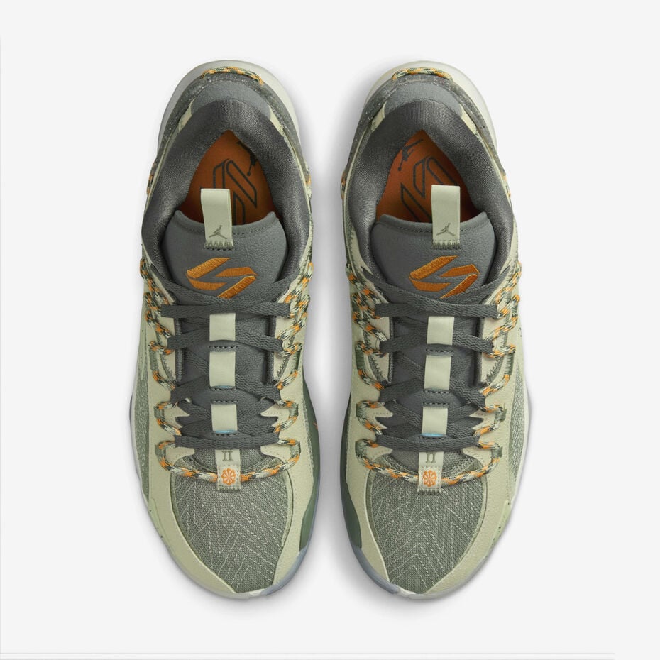 Luka 2 olive aura
